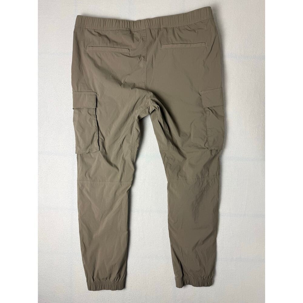 H&M Men jogger pants size 2xl pre owned like new condition. - Picture 3 of 9